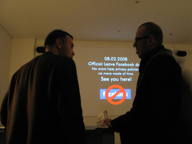 Leave Facebook event in Radio Aporee, 2008.Leave Facebook event in Radio Aporee, 2008.